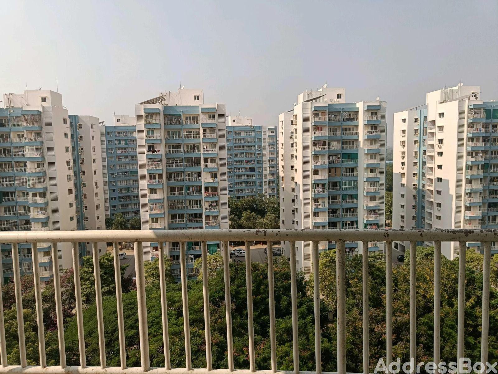 GODREJ GARDEN CITY photo