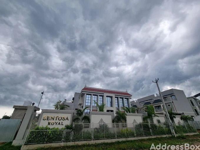 Shree Sentosa Royal photo