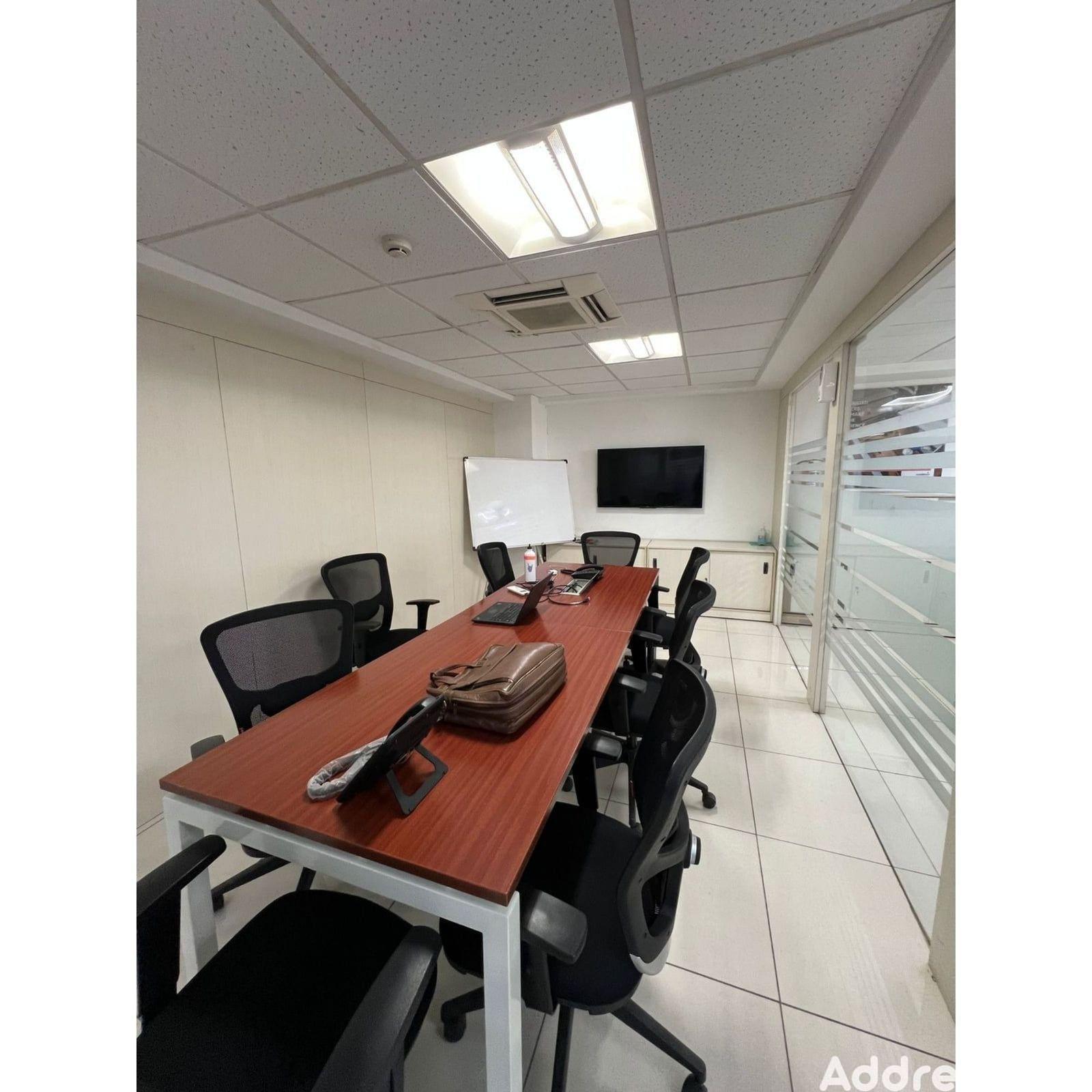 Westgate Bussiness bay photo