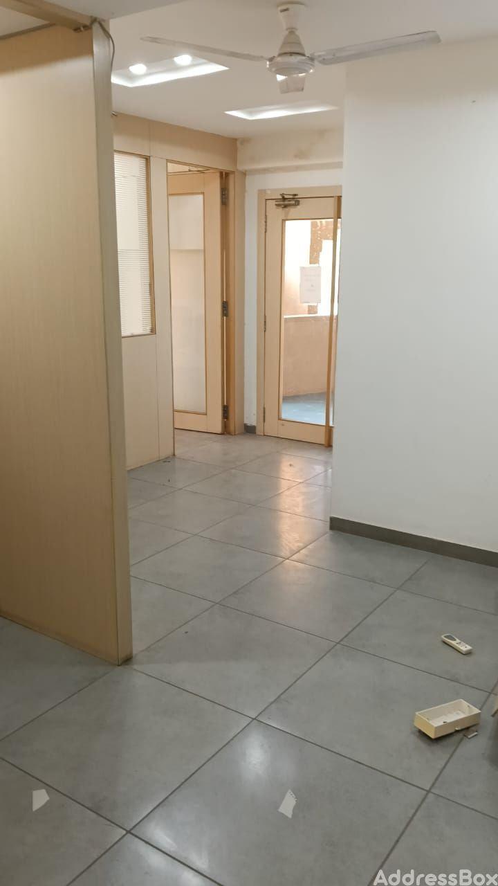 Sapphire Complex photo