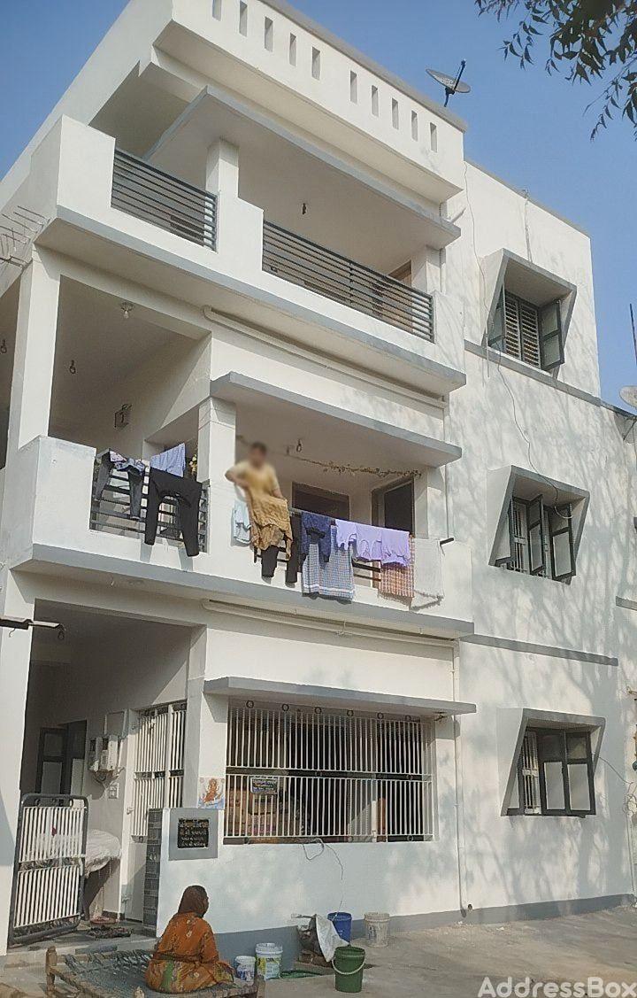 Tenement photo
