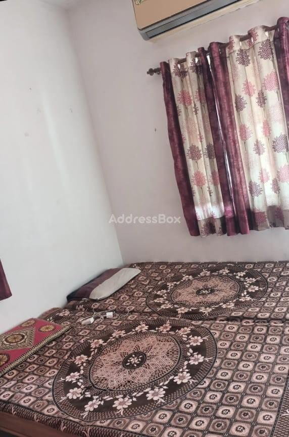 Sai kalyam paying photo