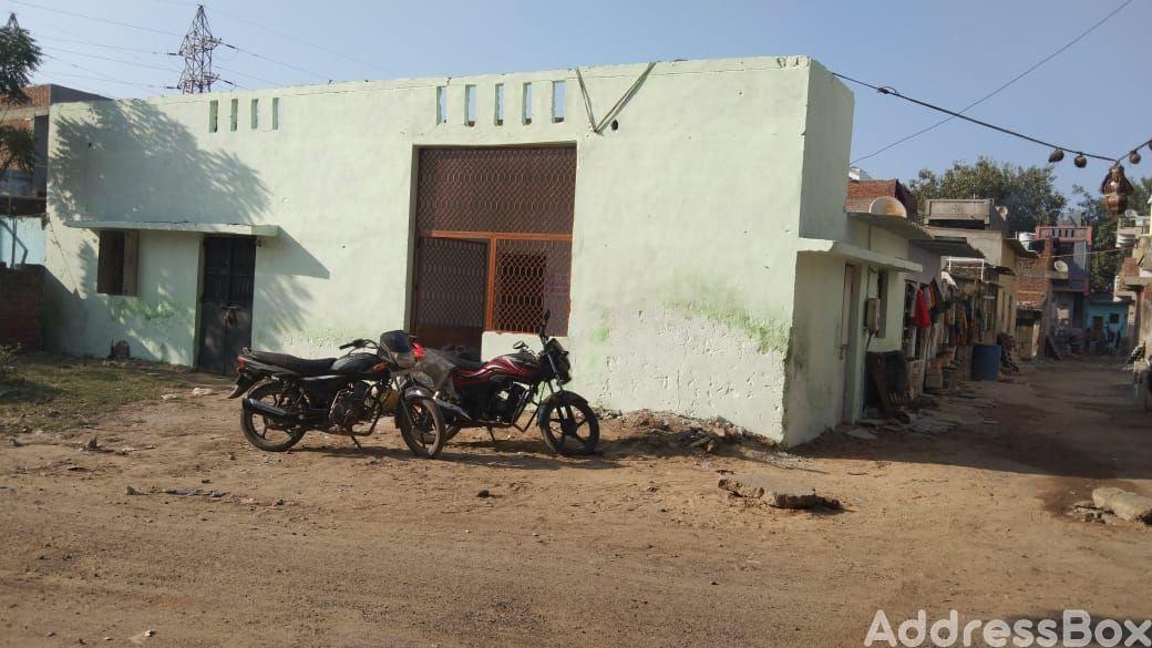 gita nagar row house photo