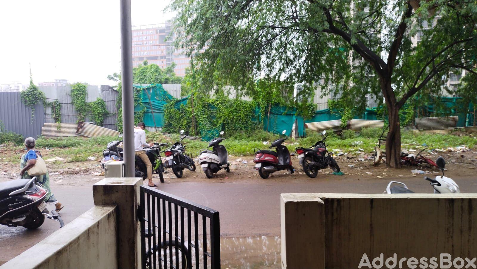 Parul Shopping Center  photo