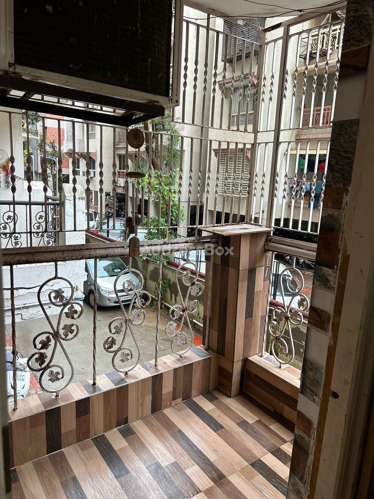 Property in Satellite Road | Ahmedabad