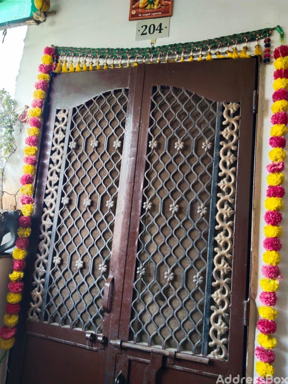 Saraswati apartment photo