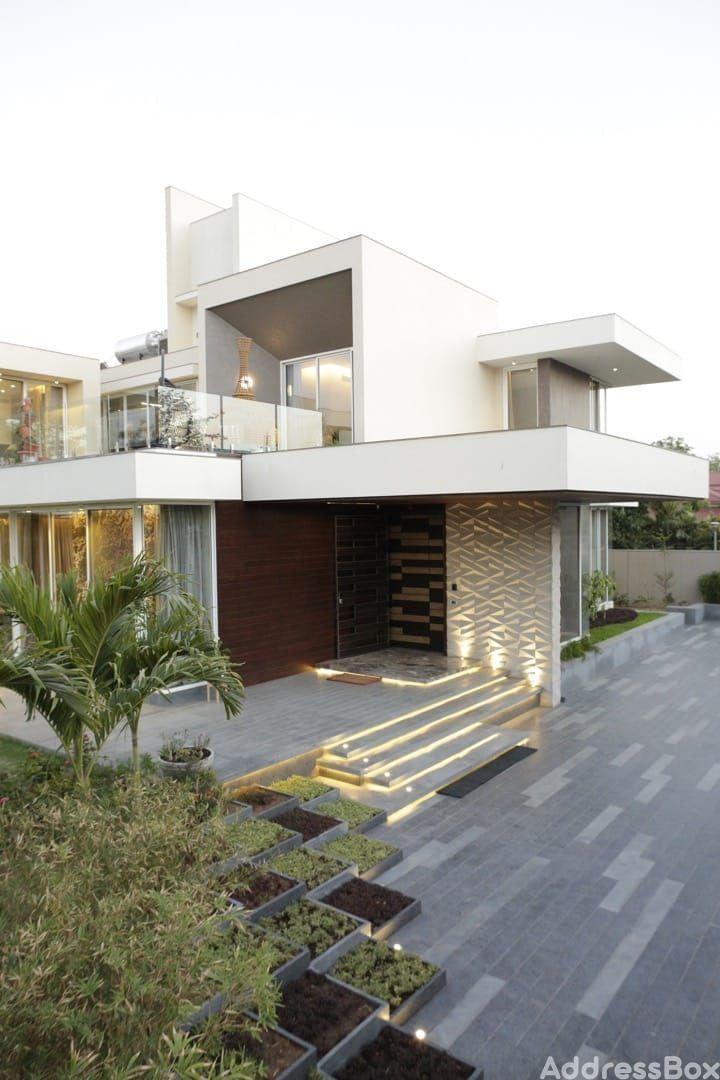 Property in Sindhubhavan | Ahmedabad