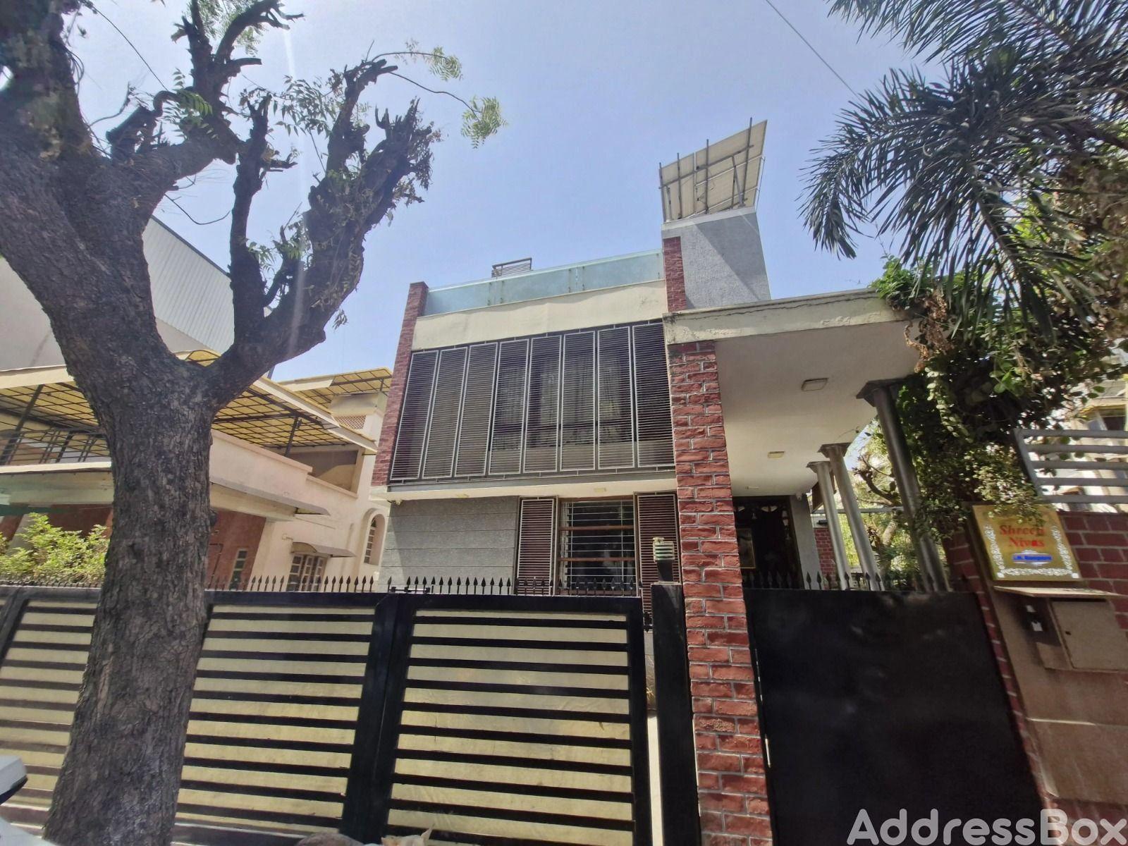thaltej road photo