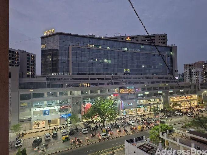 Solaris Business Hub photo