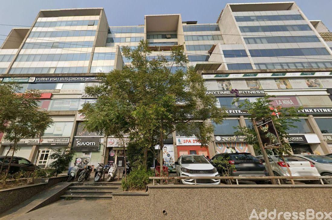 Amrapali Lakeview photo