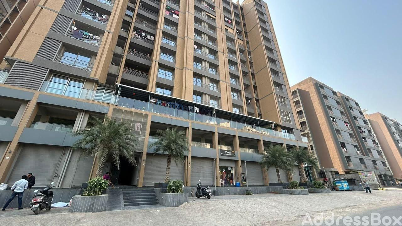 PRATISHTHA HEIGHTS - Commercial photo