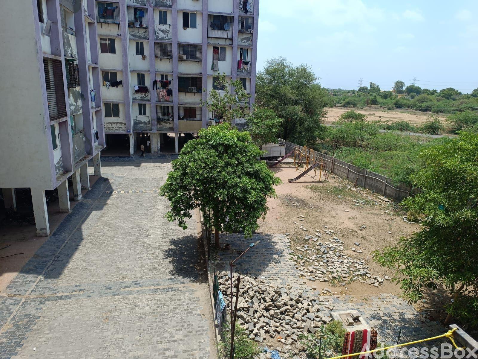 sona akruti apartment photo
