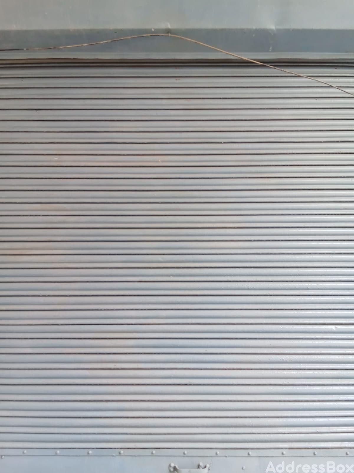 shop photo