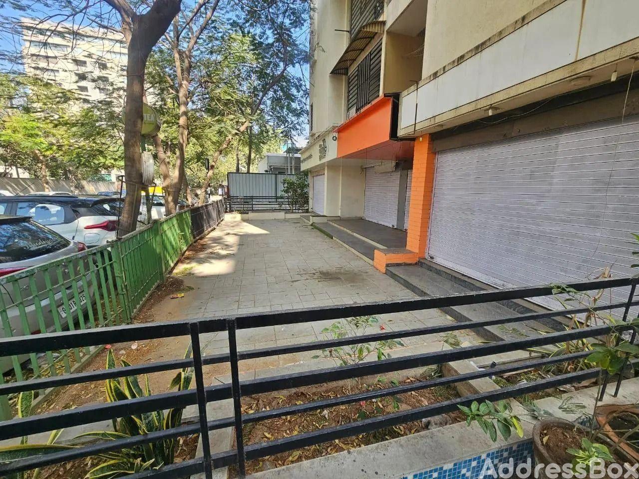 Aashna Apartment, Satellite photo