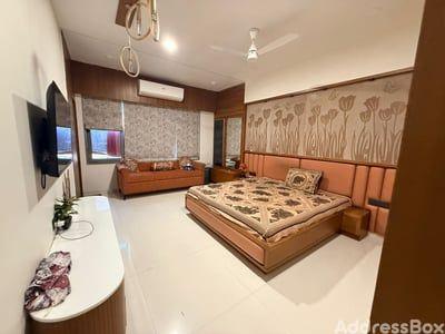 Property in Satellite Road | Ahmedabad