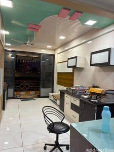 Showroom for Sale in Ahmedabad | VIKRAM PLAZA