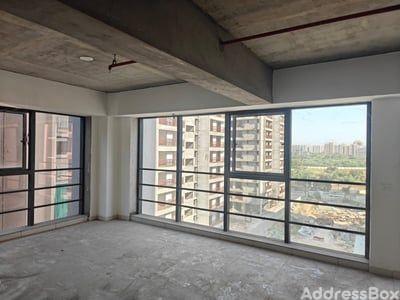 Office Space Below 60 Lakhs for Sale in Vaishno Devi Circle, Ahmedabad | KRISHNA BEACON