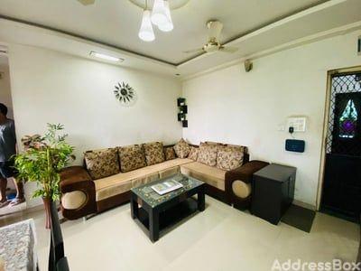 Flats / Apartments Below 50 Lakhs for Sale in Cg Road, Ahmedabad | Real Aura