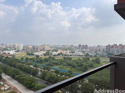 Flats / Apartments for Sale in Kanz, Ahmedabad | SATYAMEV ROYAL 4