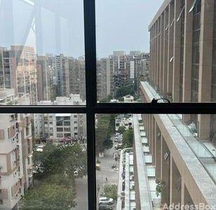 Commercial Property for Sale in Vastrapur, Ahmedabad | RATNANJALI SOLITAIRE