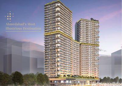 STELLA - Commercial Exterior