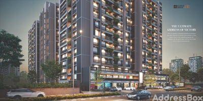 ELENZA GREENWOOD Exterior