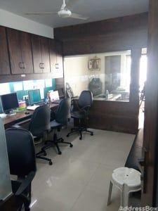 Commercial Property for Sale in Vastrapur, Ahmedabad | SIDDHIVINAYAK BUSINESS TOWERS