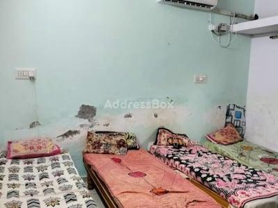 PG in Gandhinagar | Sector 1