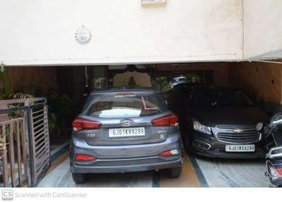 4 BHK Flats / Apartments for Rent in Sangpura Ahmedabad | Goyal Park Row  House
