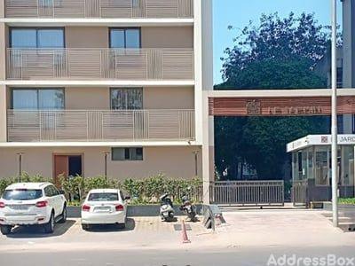 Flats / Apartments for Rent in Navrangpura, Ahmedabad | Le - Jardin