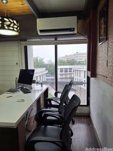Office for Sale in Sarkhej Road, Gandhinagar | Siddhivinayak Tower,