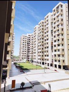 Flats / Apartments Below 60 Lakhs for Sale in Vaishno Devi Circle, Ahmedabad | Jasmin Green 1