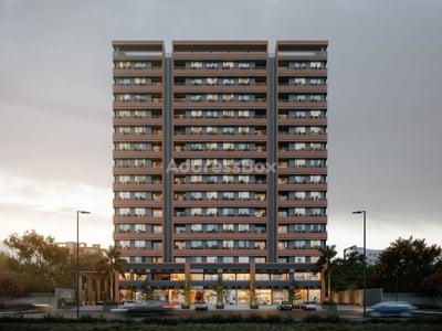 ROYAL CROWN Exterior