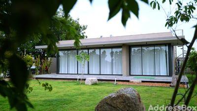 SHADES OF NATURE Exterior