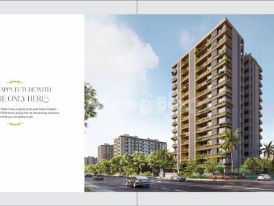 STATUS 55 Exterior