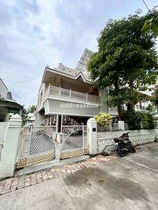 Bungalows / Villas for Sale in Ahmedabad | Ambika Society