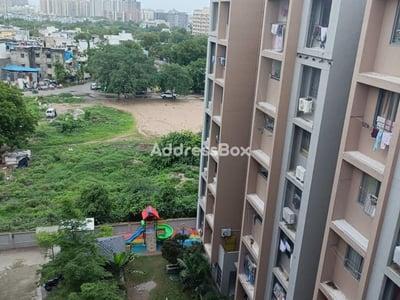 Flats / Apartments for Sale in Makarba, Ahmedabad | Jaldeep Icon Two