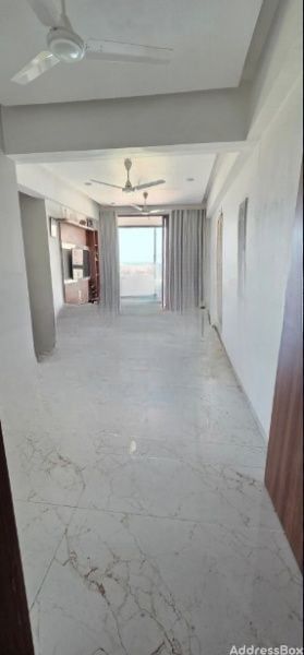 VENUE 82 photo