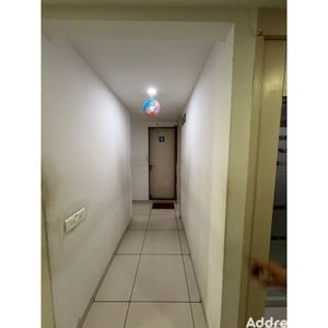 Westgate Bussiness bay photo
