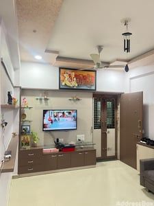 Ugati platinum photo
