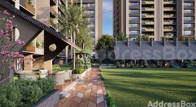 Signet - Commercial Exterior